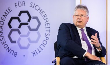 Ukuriye ubutasi bw'Ubudage yatangaje ko Uburusiya budateze guhagarika imirwano burimo muri Ukraine vuba aha.