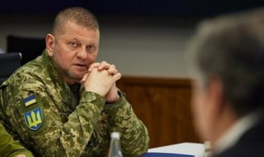 Umukuru w'ingabo za Ukraine Valeriy Zaluzhny yararashwe Ukraine irabihisha, menya uko bimeze.