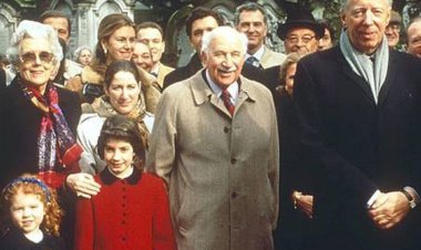 Ese koko Umuryango Rothschilds ufite trillion 500$ cyangwa ni ibihuha?, Ibinyoma mwabeshywe igihe kinini. Isheja