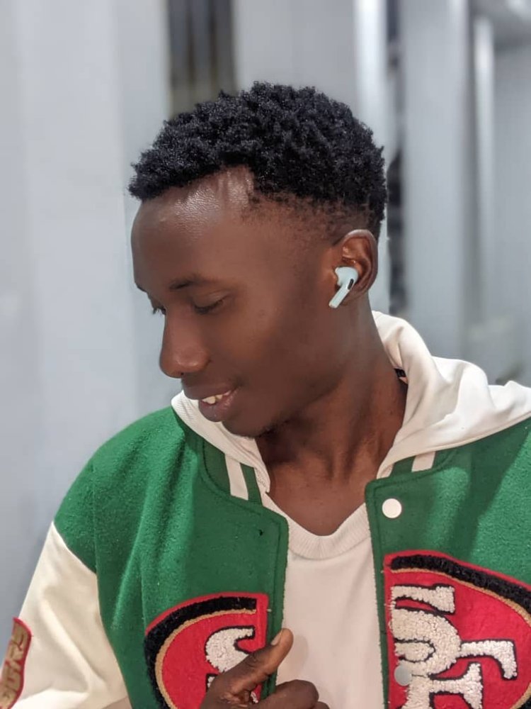 Niyomugabo Adrien, Umukinnyi ufite akazoza murI ruhago Nyarwanda